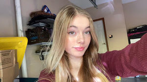 Meet your Posher, Claire